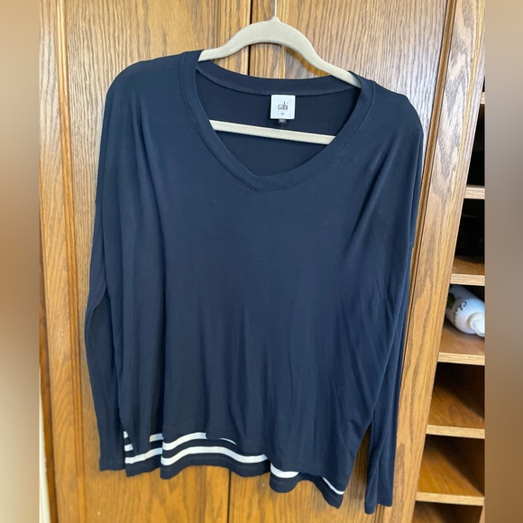 CABI xs long sleeve side slit oversized tunic (fits like S) - Picture 5 of 6